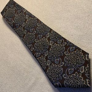 All silk Christian Dior gray paisley tie